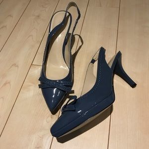 COPY - 7.5 Nine West kitten heels slate blue with bow new
